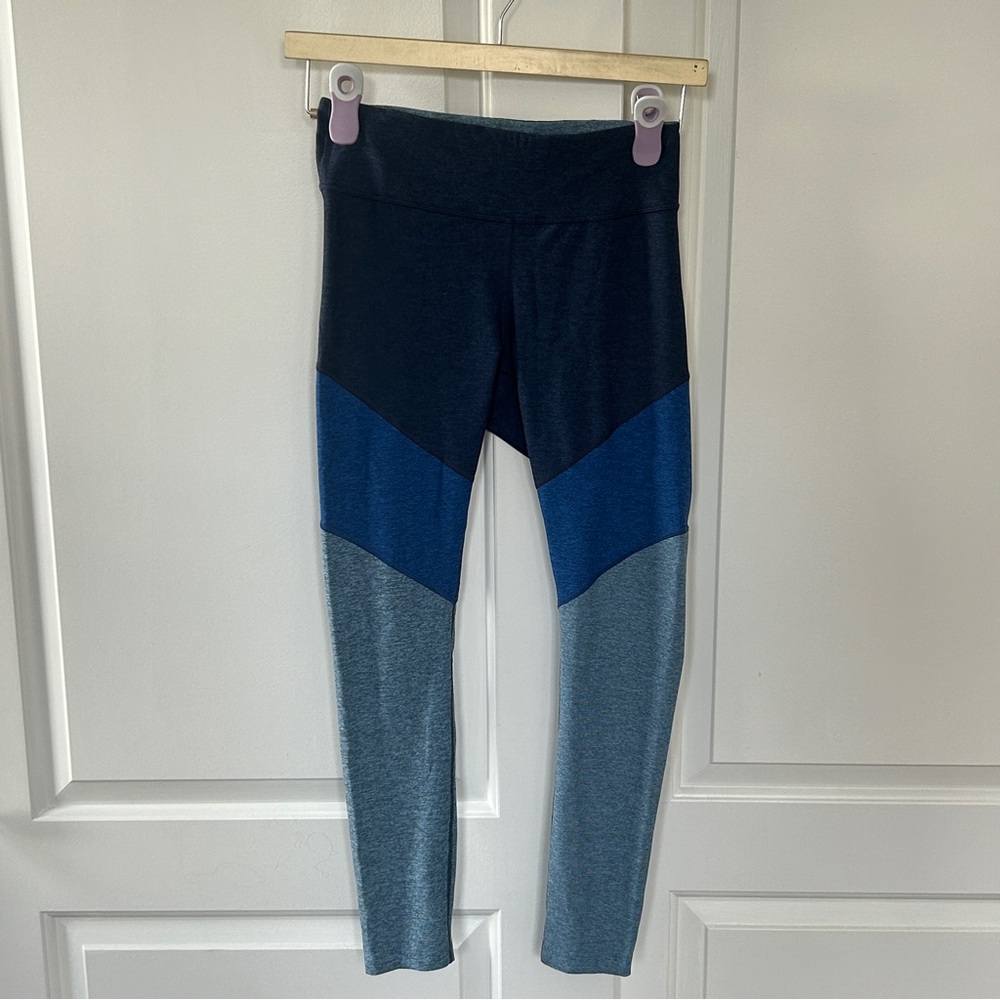Outdoor Voices 7/8 Springs Leggings Tri-color Blue — Medium